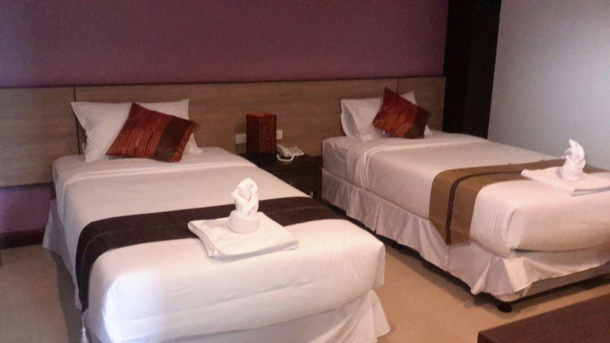 Oyo 1127 Baan Siam Hotel تْشينيغْرايْ المظهر الخارجي الصورة