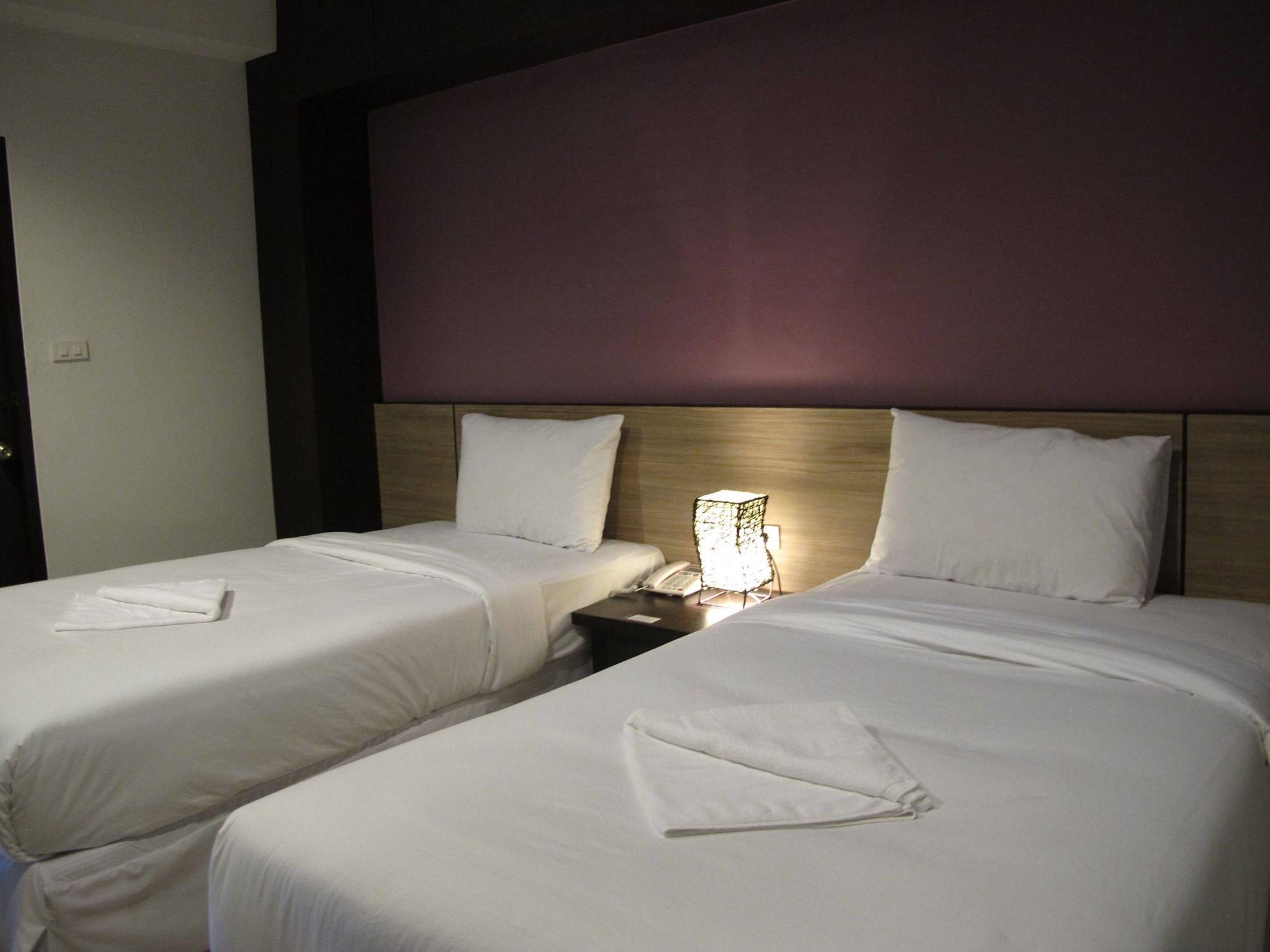 Oyo 1127 Baan Siam Hotel تْشينيغْرايْ المظهر الخارجي الصورة